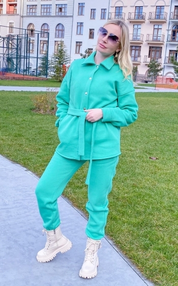 Спортивный костюм на кнопках с поясом Зеленый